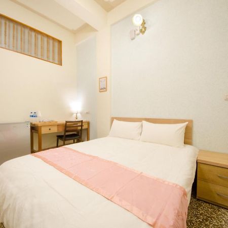 Freedom B&B Tainan Oda fotoğraf