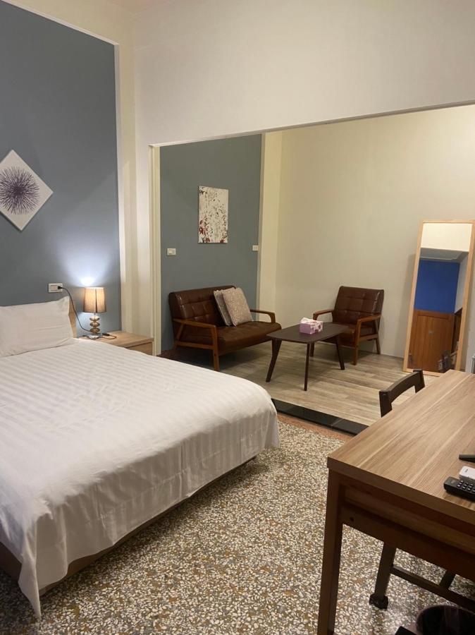 Freedom B&B Tainan Dış mekan fotoğraf